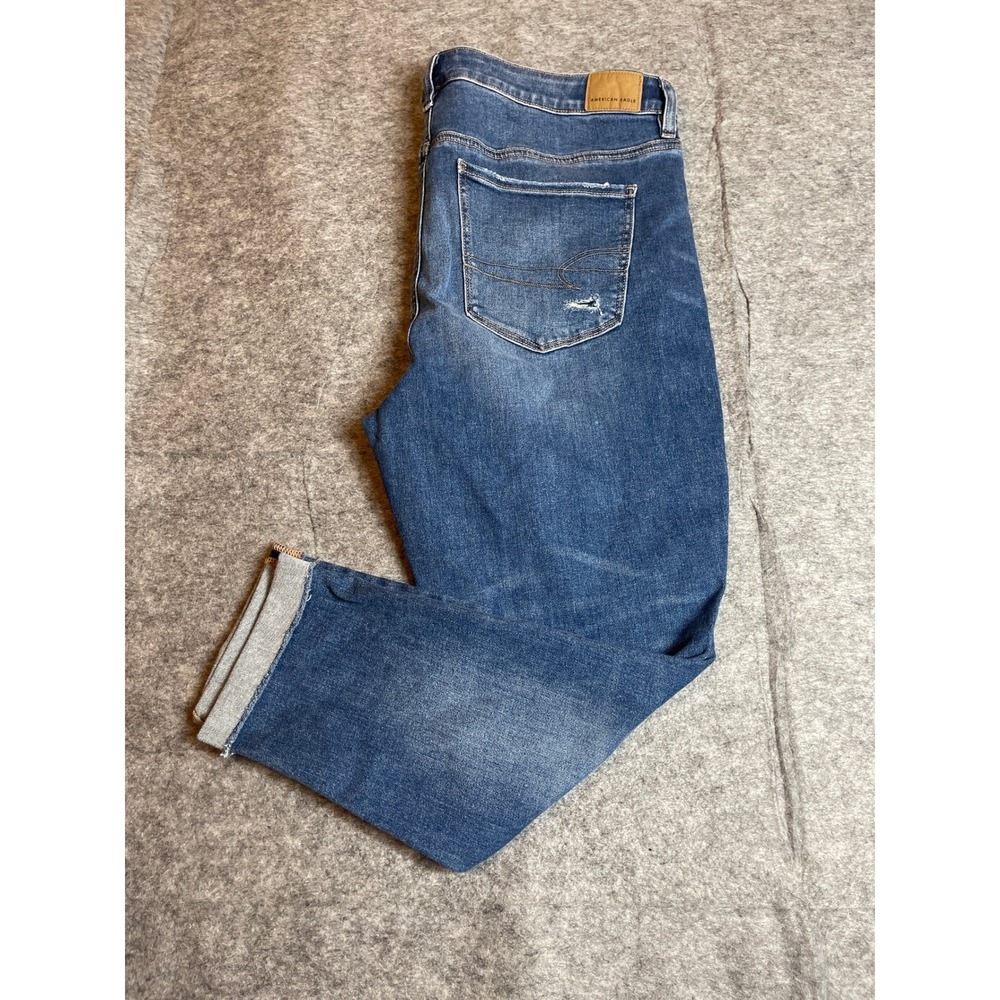 American Eagle Womens Size 18 Short Distressed High Rise Jegging Crop Distressed - Picture 13 of 13
